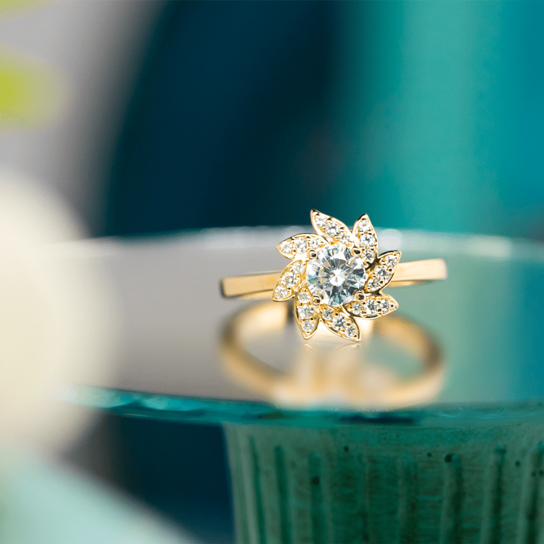4 Tips For Shopping Men's Engagement Rings