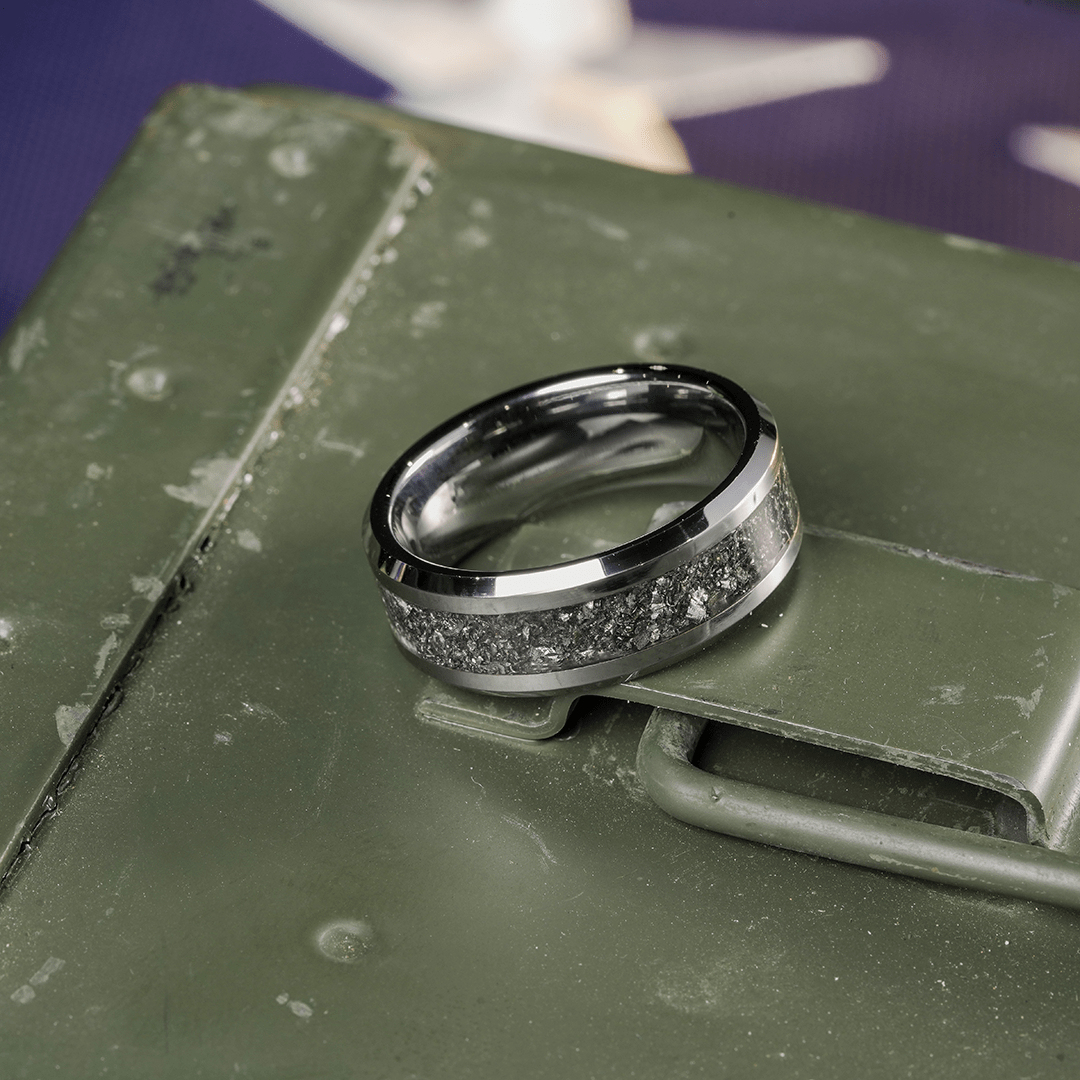 Men's Titanium Wedding Band Engagement Ring